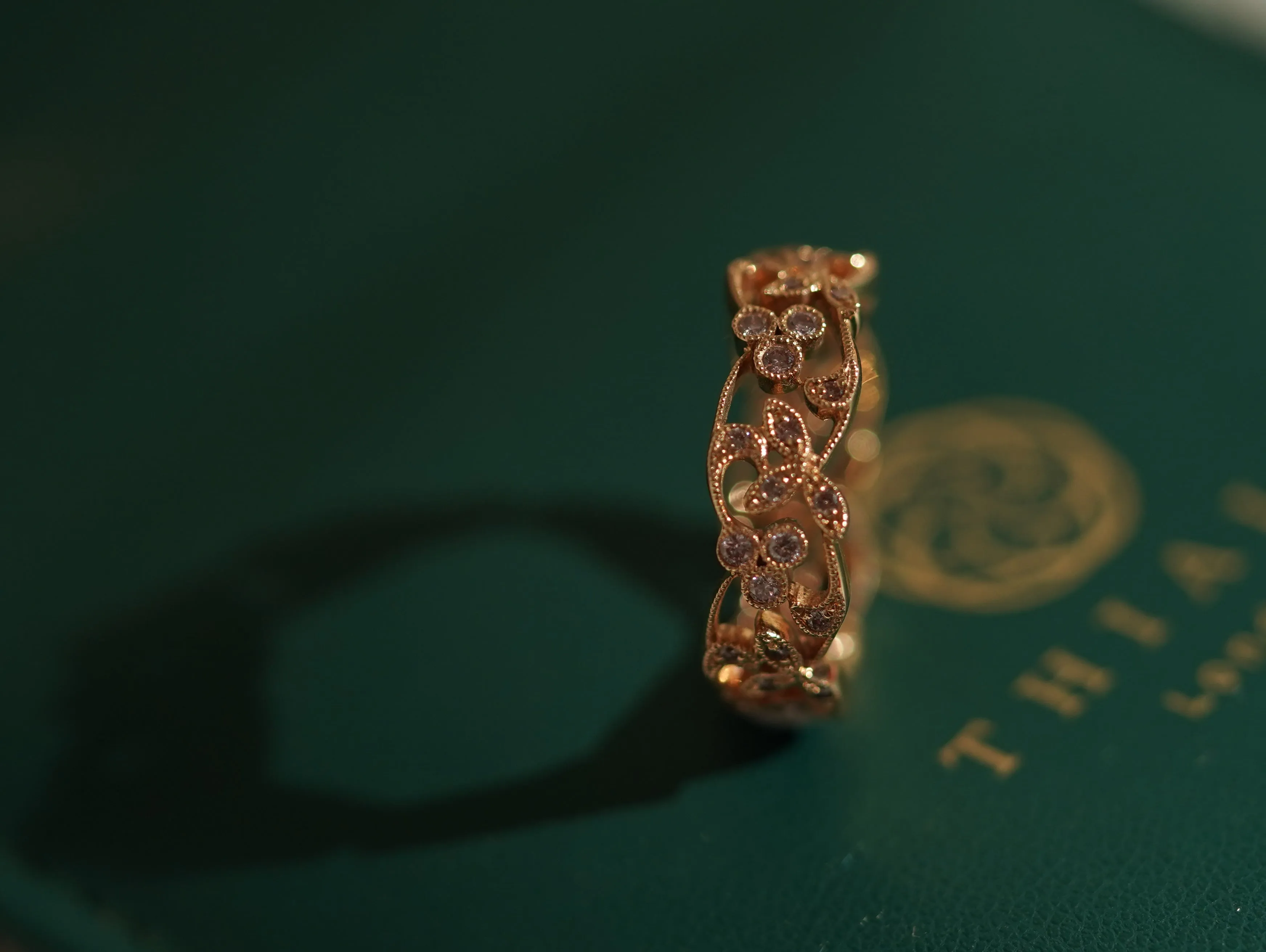 18K gold Pink diamond ring