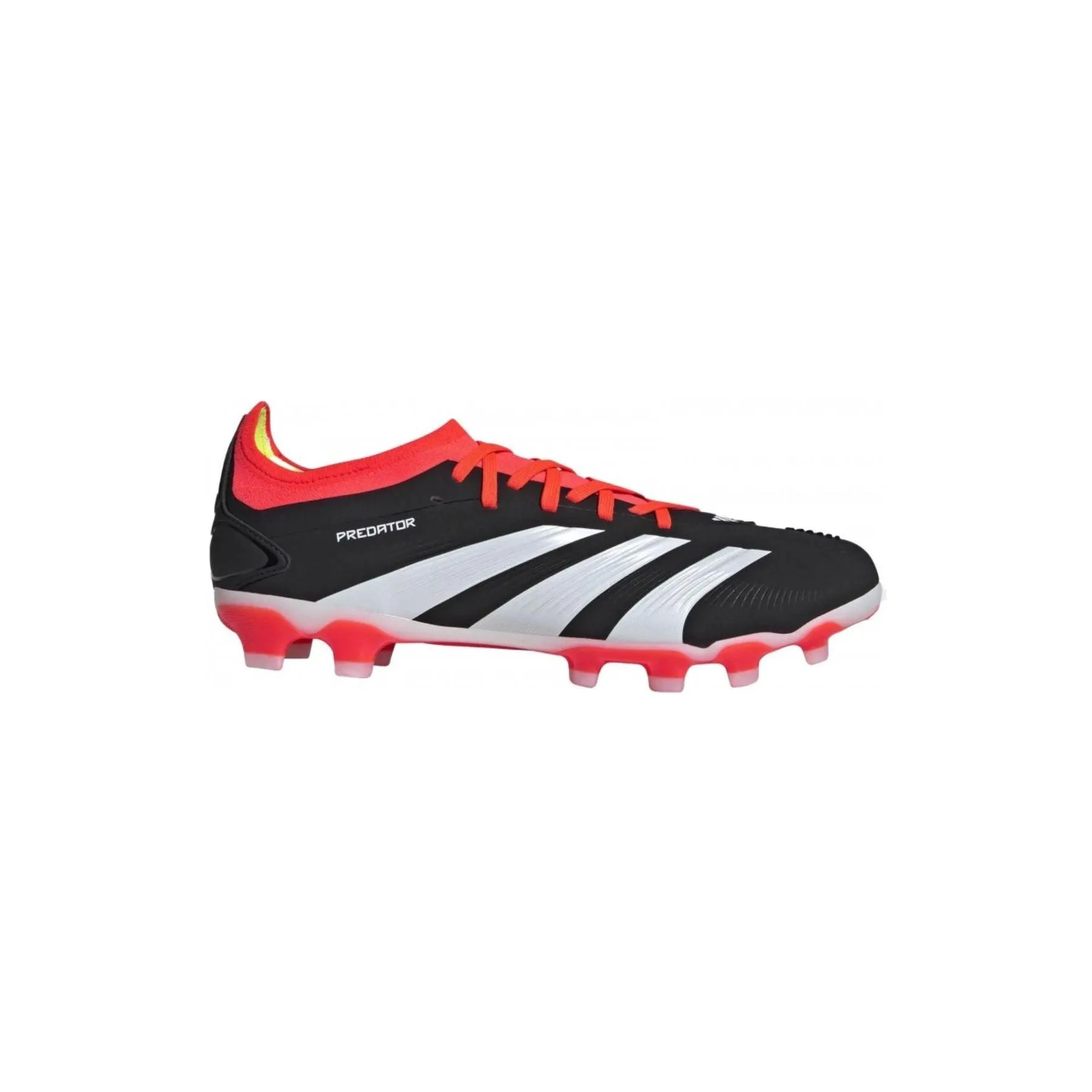 ADIDAS PREDATOR PRO MG