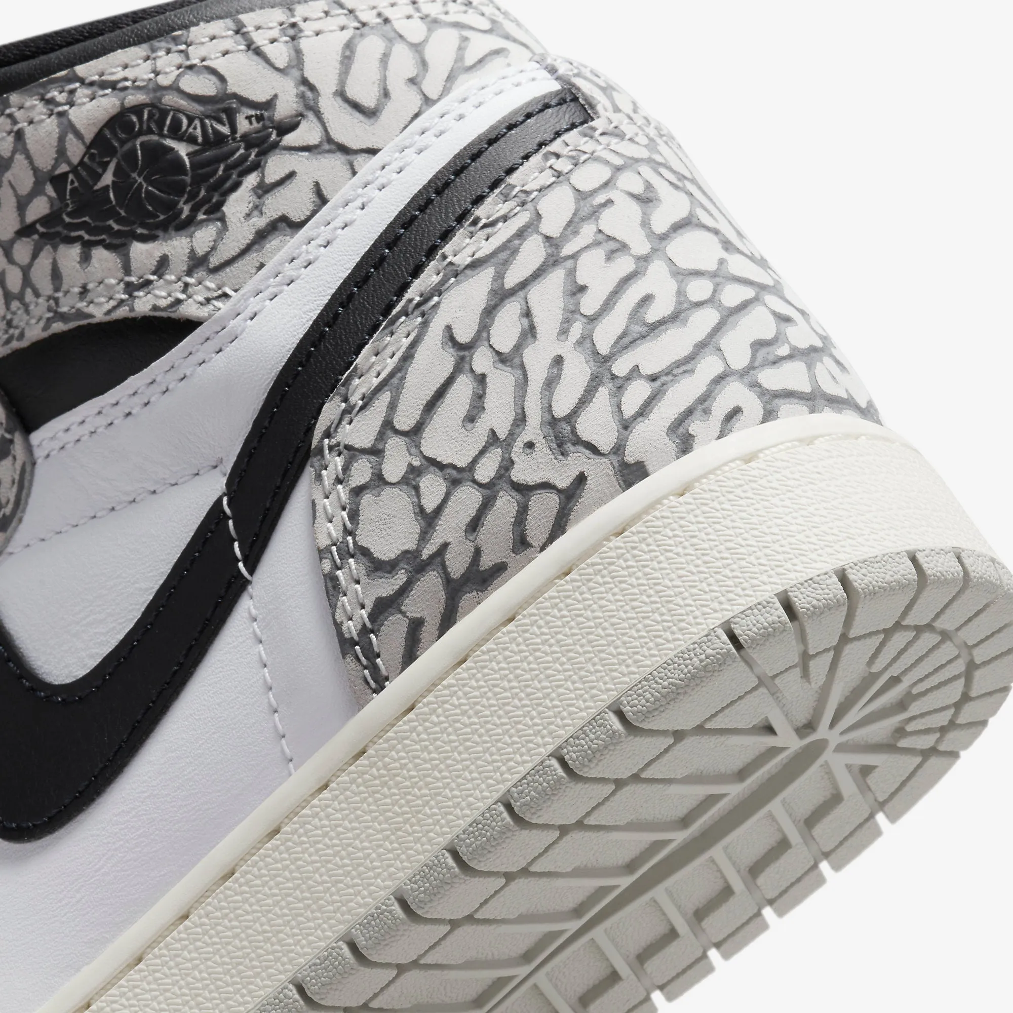 (GS) Air Jordan 1 Retro High OG 'White Cement / Elephant Print' (2023) FD1437-052