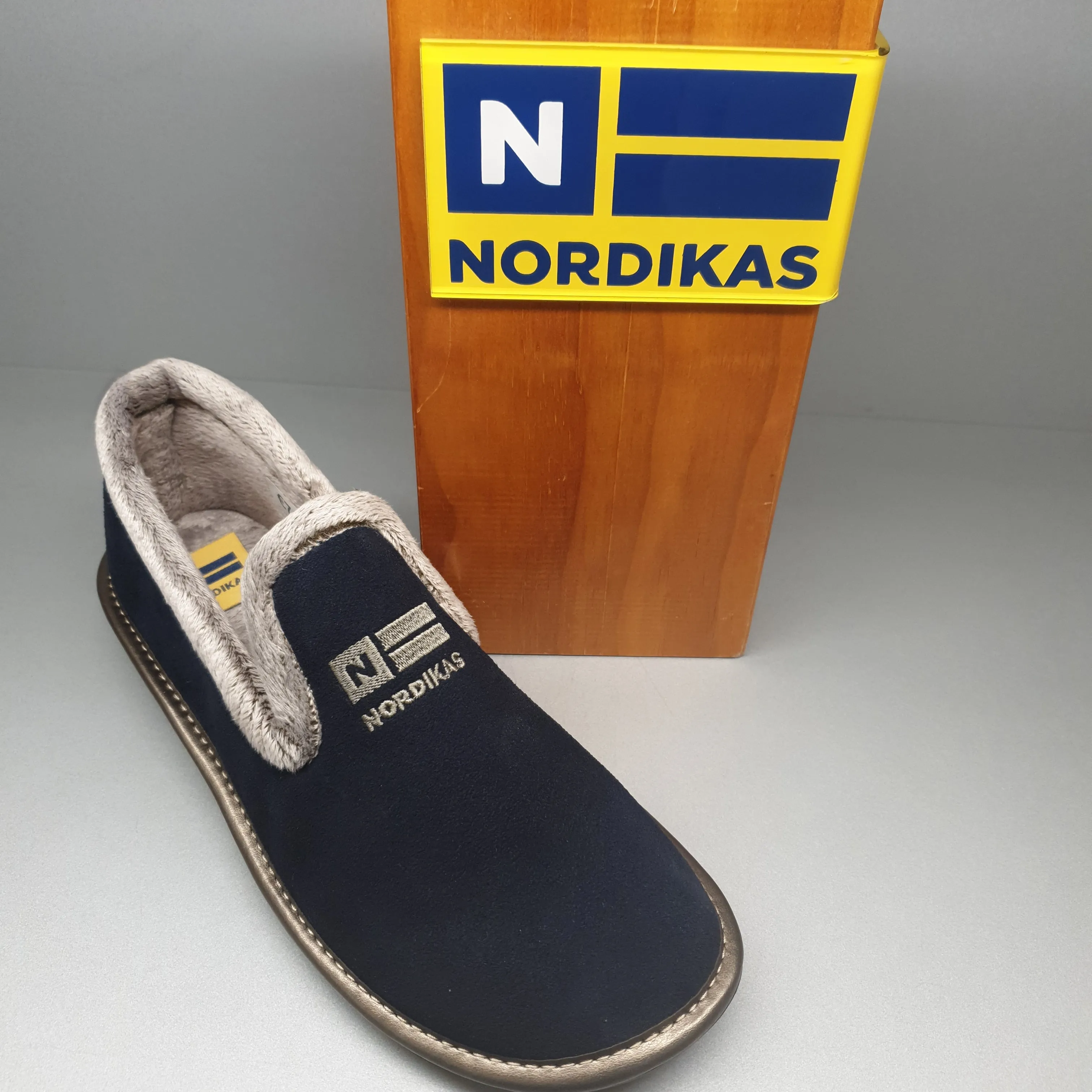 Nordikas 305-O/4 - Afelpado Marino / Navy