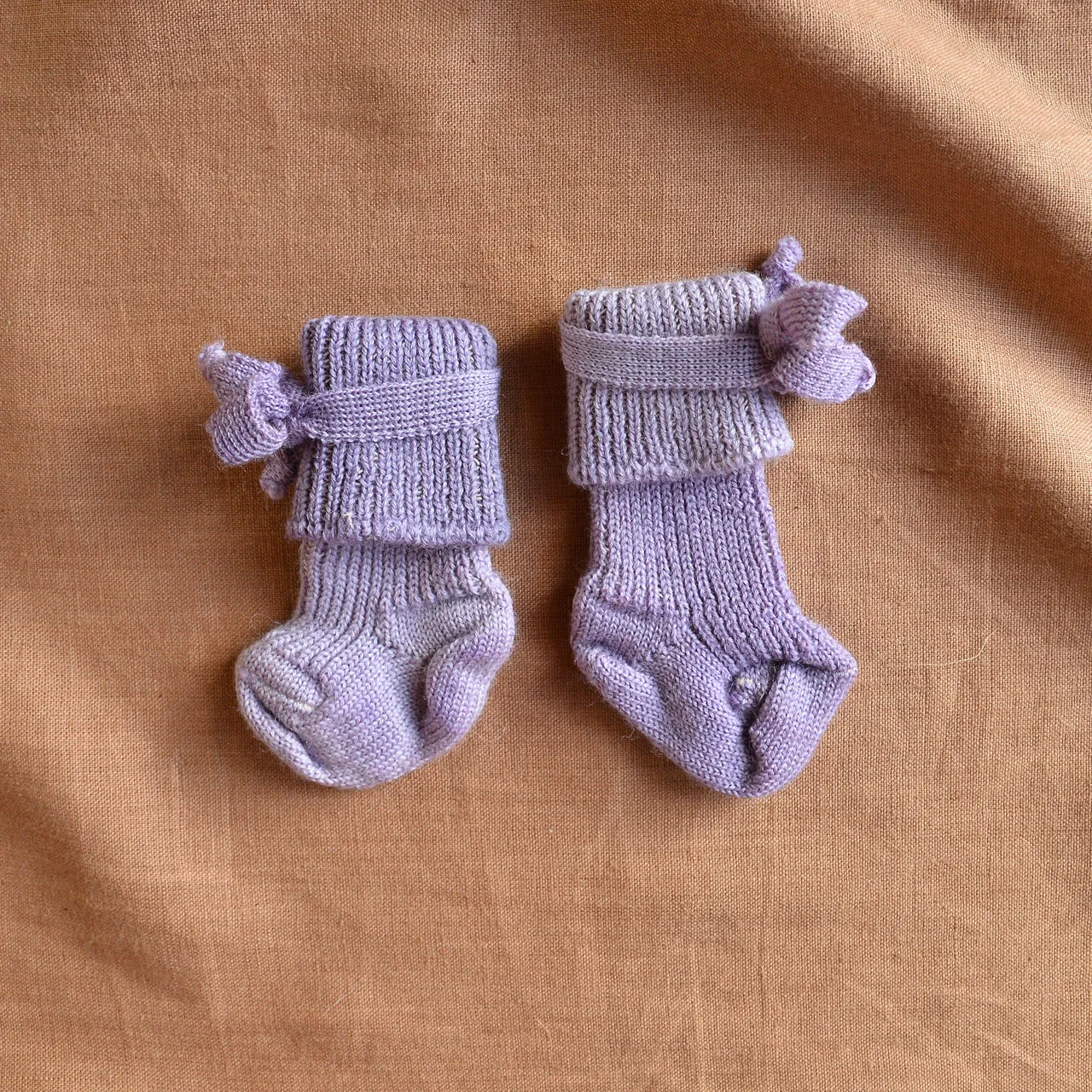 Plant Dyed Newborn Wool Baby Socks with Ties (0-3m)